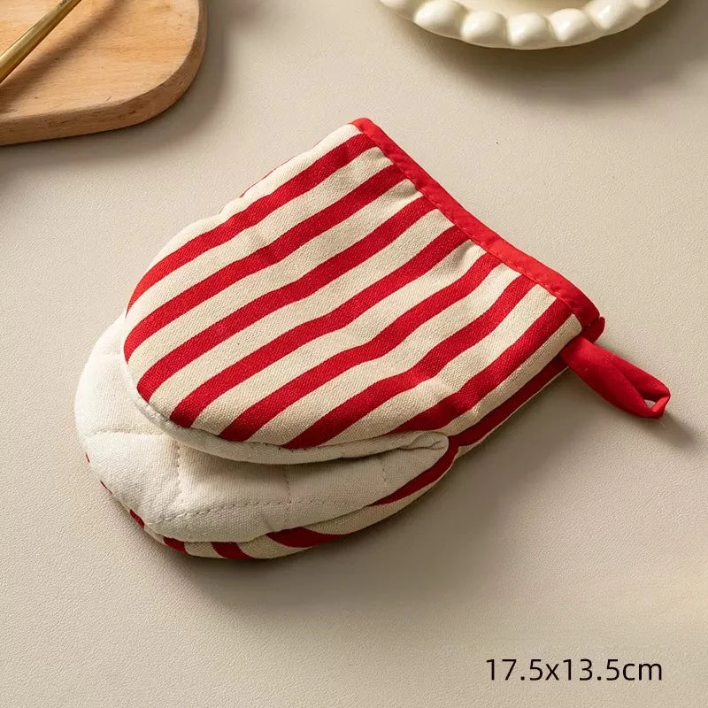 Style Polka Dot Heat-Resistant Oven Mitts for Home Use,Japanese Microwave Safe Gloves kitchen gloves heat resistant gloves