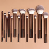 

Set de 13 pinceaux pour le teint et les yeux

