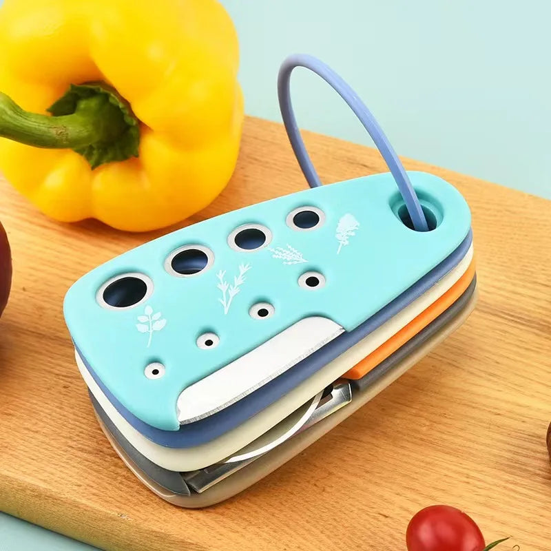 Kitchen Gadget Set of 6-Piece Pizza Knife Vanilla Cutter Bottler Shredder Garlic Grinder Set