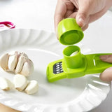 

1 Pack Mini Garlic Grinder Creative Garlic Press Kitchen Garlic Mash Manual Garlic Mashing Green Kitchen Gadgets

